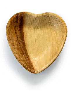EARTHWARE Eco Friendly Heart Shaped Palm Leaf Plate 16.5cm Half Plate