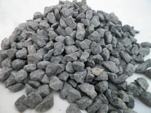 Garden Decor Black Crush Pebbles 10Kg Regular Asymmetrical Rock Pebbles