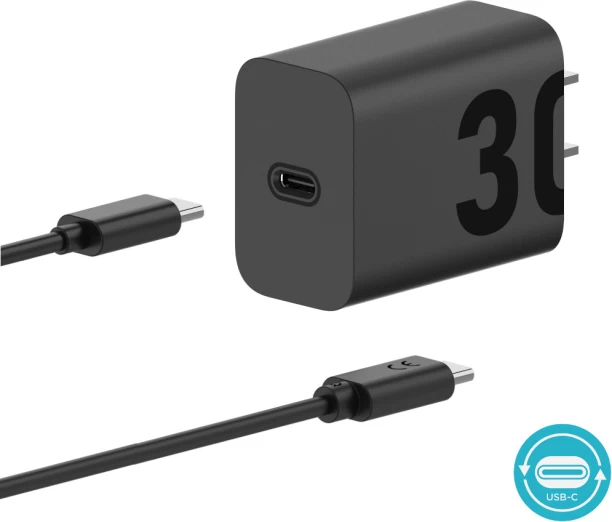 motorola SJMC302 TurboPower 3.0 3 A Mobile Charger with Detachable Cable