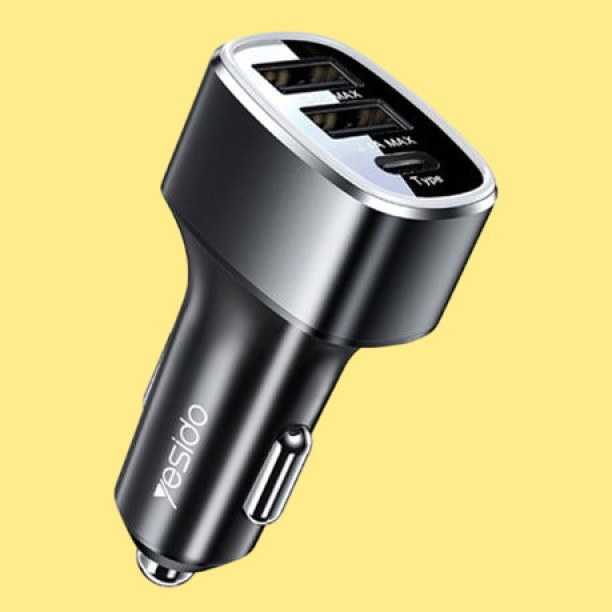 YESIDO Fast Car Charger Adapter 49Watts (Dual USB Port+TypeC) PD 3 A Multiport Mobile Charger