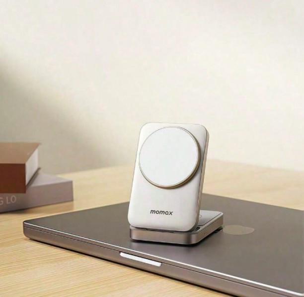 MOMAX UD36L Mobile Charger with Detachable Cable