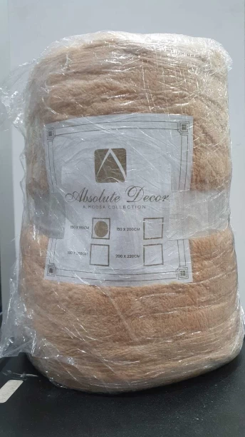 ROX BLANKET (150180 cm x 0 cm) DECOR BLANKET (Wearable Blanket)