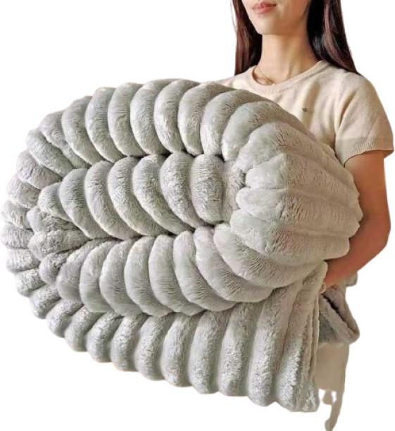 Generic (230 cm x 220 cm) STRIPES FLEECE BLANKET (220x230) (Fleece Blanket)