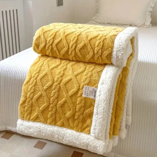 SMTE (200 cm x 220 cm) Wool Geometric Winter Queen Blanket - YELLOW (Throw)
