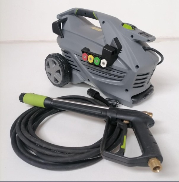 Pressure washer 20101631233515 Pressure Washer