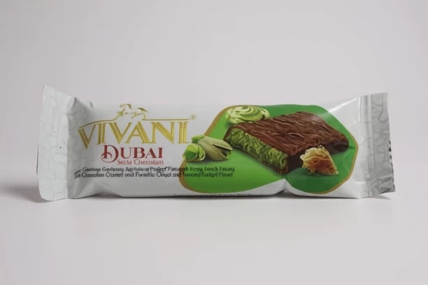 Tayas Vivani Dubai Chocolate 35g Box of 12 Milk Chocolate Bars