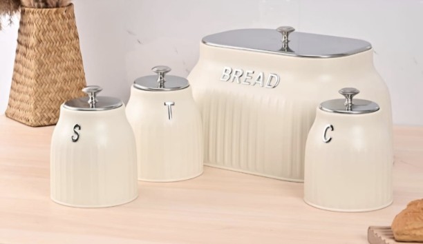 The Green Bliss Boutique Stainless Steel Bread Container  - 2 l