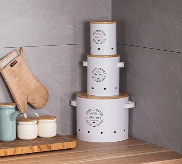 Homeyfinds Steel, Wooden Grocery Container  - 5.5 l