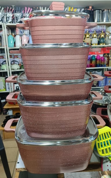 Unique Brick cook wear P00012 Slow Cooker