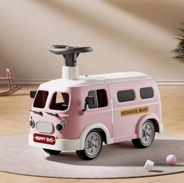 PSM1THREE 5350 Car Ride On