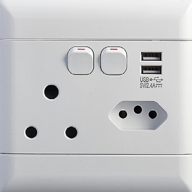 NEU 2444 12 A C Socket