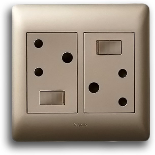 Legrand PYO44CHA 16 A M Socket