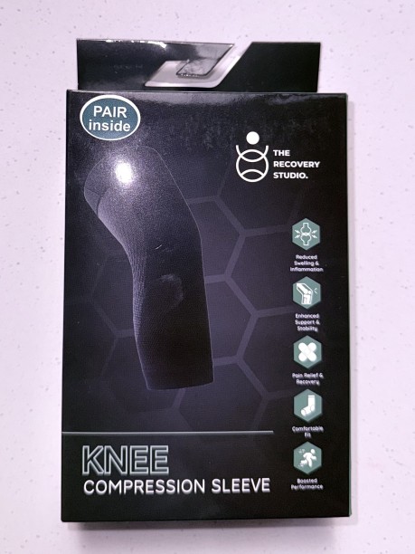 The Recovery Studio Knee Compression Sleeves The Recovery Studio Foot Pad