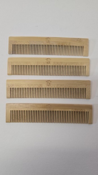 Panda bamboo travelling comb