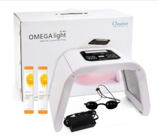 OMEGA Led therapy light mask