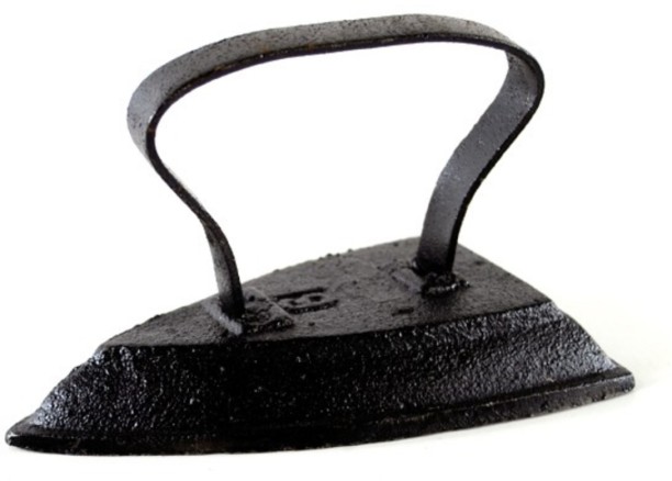 Investify Sad Iron No 6 Dry Iron