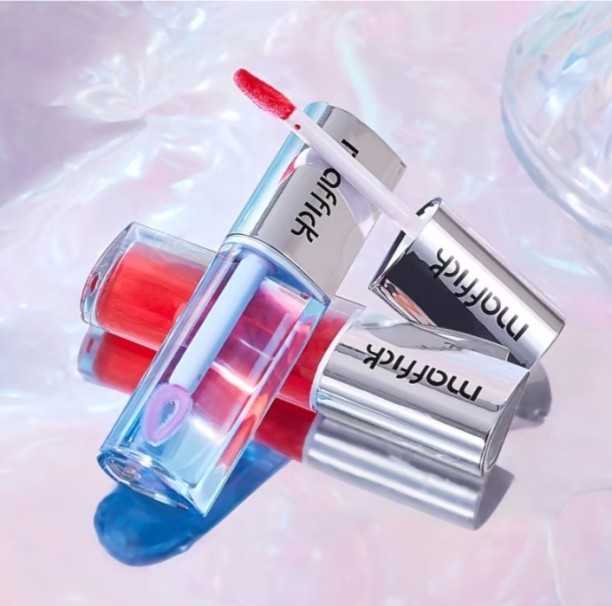 lips MAGNETIC LIP GLOSS BLUEBERRY & MANGO