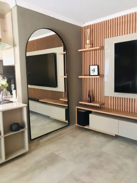 I&S Arch Full Length Mirror - Black Decorative Mirror