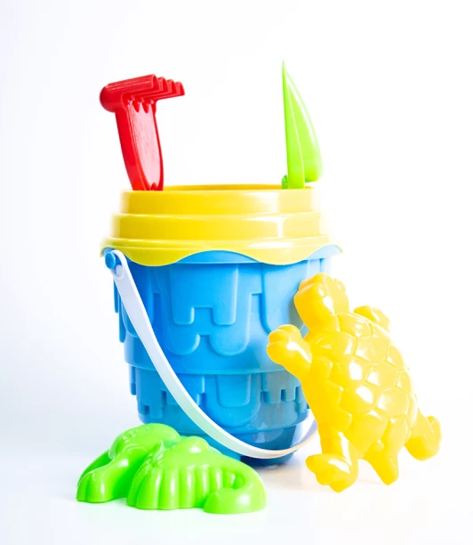Summer Fun Bucket, Spade and Mold Set Beach Toys & Play Sets