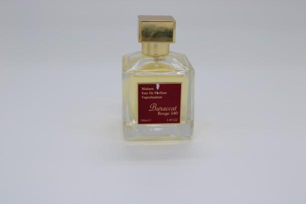 Baraccat Rouge Maison Eau de Parfum - Woody, Floral, Fresh for Men & Women