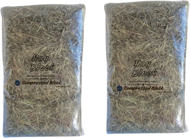 Hay Block Bedding 2 x 1.5 kg Dry Adult Rabbit Food