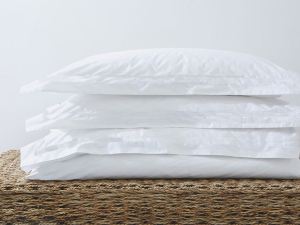 Rey's fine linen Plain Microfibre Filled Flap Standard Size Pillow Protector