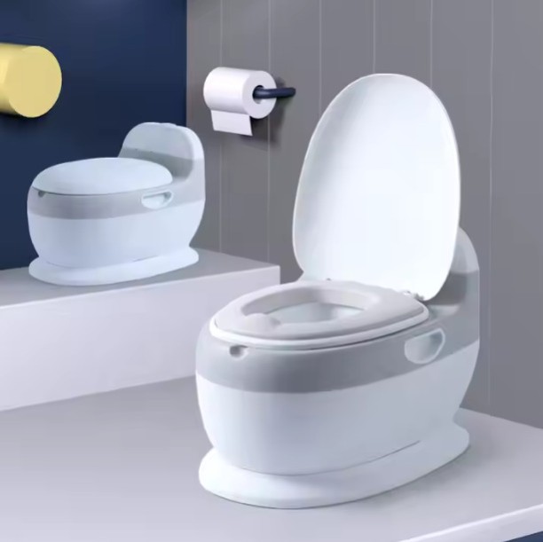 R AND E Portable Baby Potty Toilet Potty Box