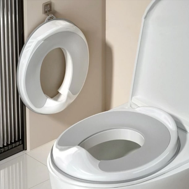 R AND E Baby Toilet Seat Potty Seat