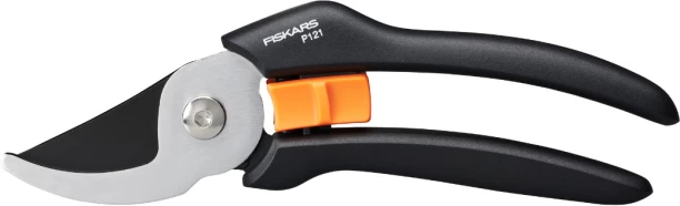 Fiskars P121 Solid Bypass Pruner