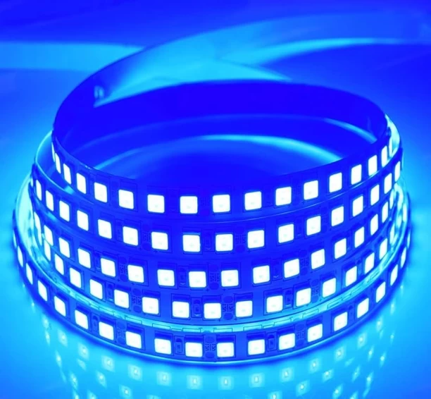 Simply More 600 LEDs 5 m Blue Flickering Strip Light