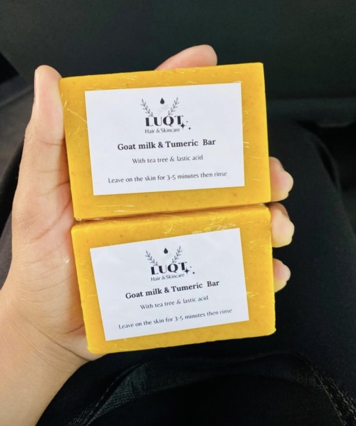 Luqt skincare Goat milk & turmeric soap Lemon grass essential oil, tea tree essential oil
