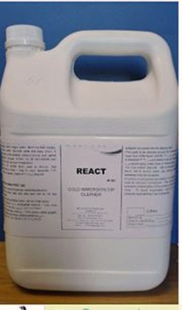 mARPROZEP Marprozep React is a Di-phase Dip Liquid for cleaning all types of soiled engine and burner parts, diesel injection nozzles and hydraulic parts. It removes grease, gum, gasket compound, lacquer, carbon, oil, dirt and multiple paint finishes from surfaces to be cleaned. It has a top layer where most dirt and carbon deposits can be siphoned off leaving the lower layer relatively clean. It can be used over and over. Highly cost effective and economical., Mineral Spirits