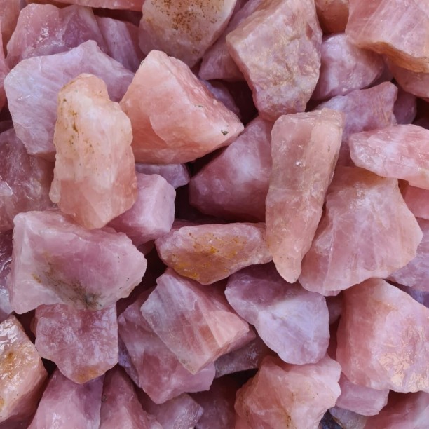 Garden Decor Quartz Pink stones 10kg Regular Asymmetrical Quartz Pebbles