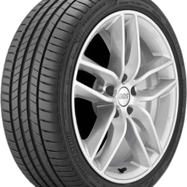 BRIDGESTONE T005 4 Wheeler Tyre
