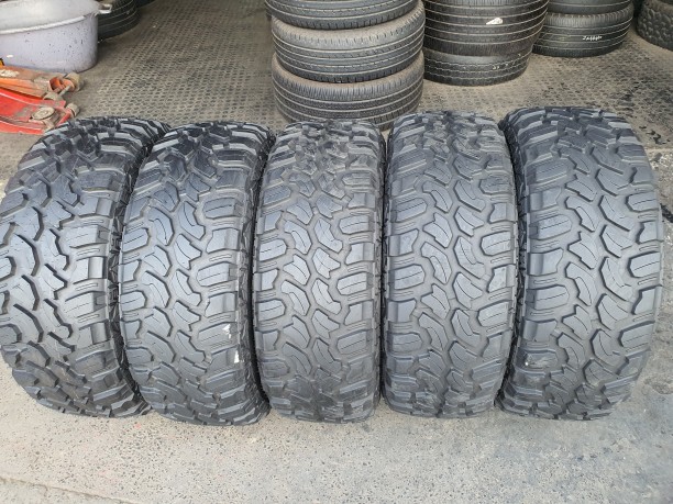 Power Rover Mud Terrain Tyres Powertrac PowerRover M/T 121/118Q 4 Wheeler Tyre