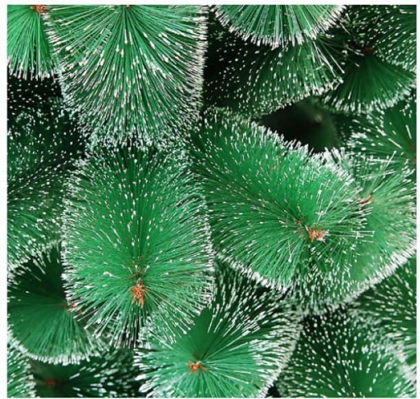 INV 304 Artificial Christmas Tree