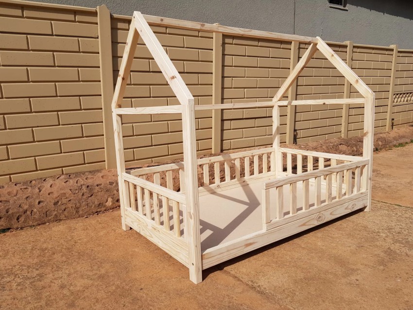 WOODLY Solid Pine Wood House Bed – Montessori-Inspired Floor Bed