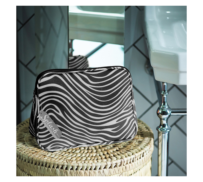 Embossed Toiletry Bag Black and White Makro