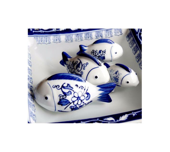 Four Piece Set Of Floating Fish Ornaments Makro