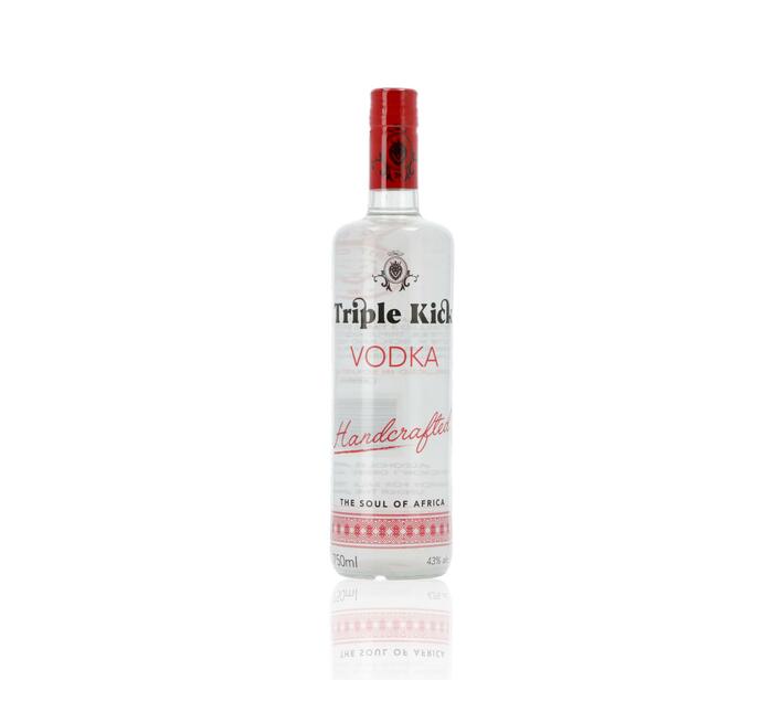 Triple Kick Vodka 750ml Makro