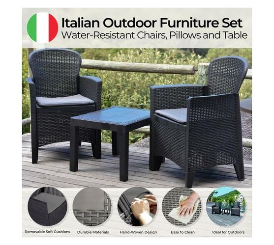 Italian Outdoor Furniture Set of 3 with 2 Chairs and 1 Table.