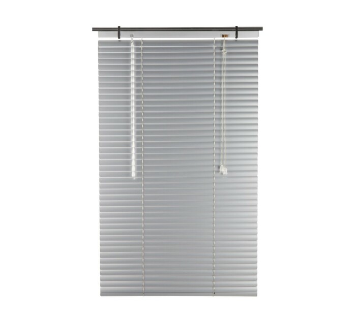 Finishing Touches 600 x 1000 mm Aluminium Blind Silver Makro