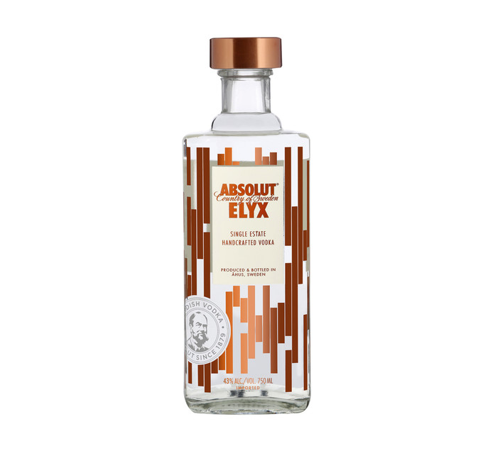 Flaska med Absolut vodka Elyx