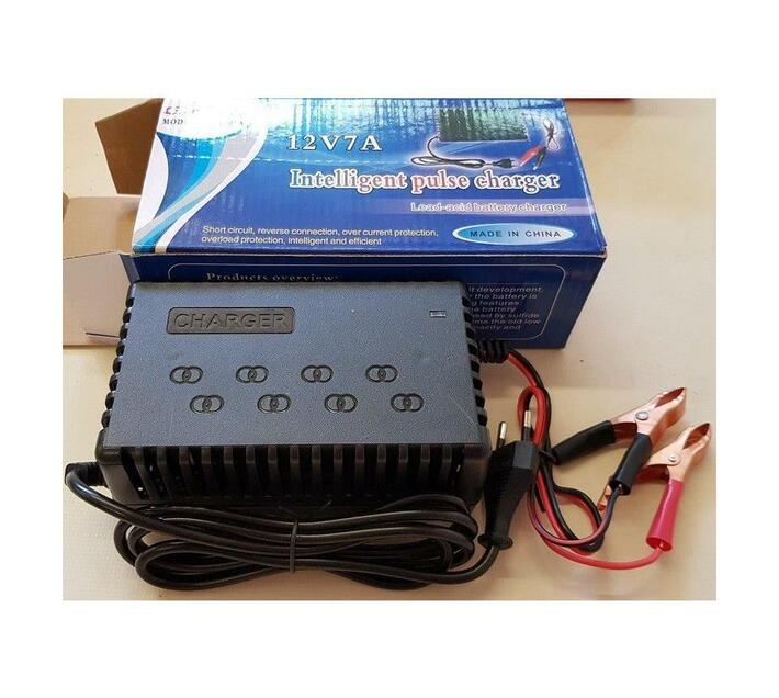 Battery charger gamester 12V 7A Intelligent Pulse Charger Makro