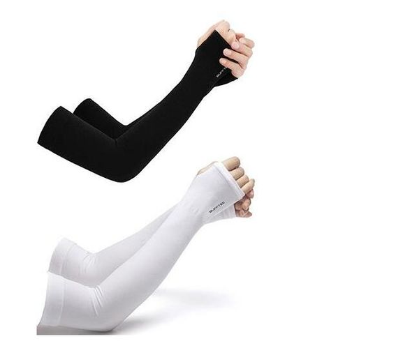 BUFFTEE Compression Arm Sleeves - Cool & Warm Sleeves - Unisex 2 Pack BW
