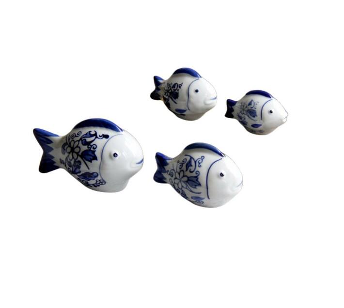 Four Piece Set Of Floating Fish Ornaments Makro