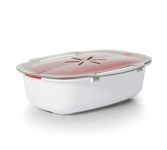 Good Grips Microwave Vegetable and Fish Steamer Makro