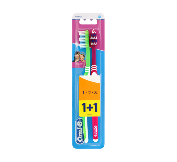 Oral-b 3Effect Classic Toothbrushes 40 Medium (1 x 2's)