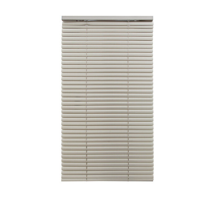 Finishing Touches 1500 x 1600 mm Aluminium Blind Champagne Makro