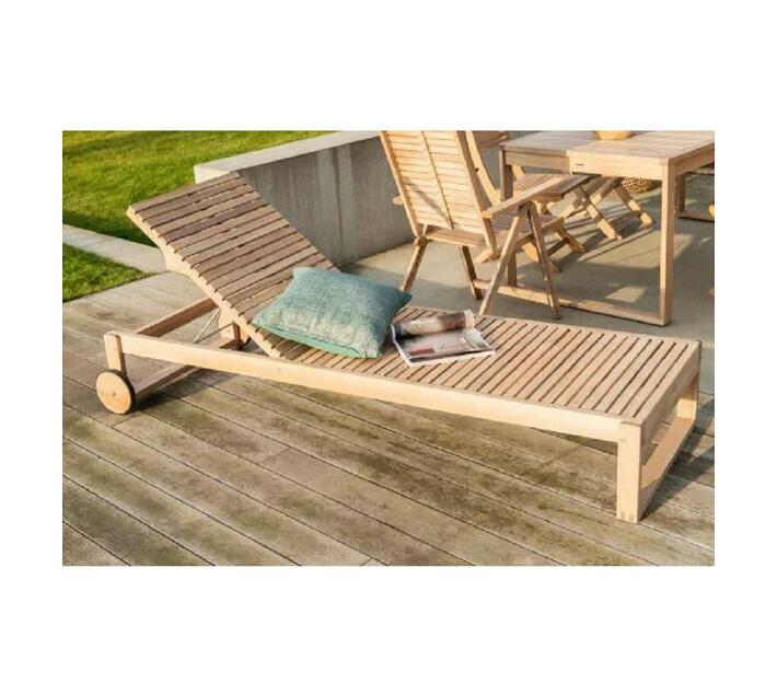 Acacia Wheeled Sun lounger Poolside Chair Makro